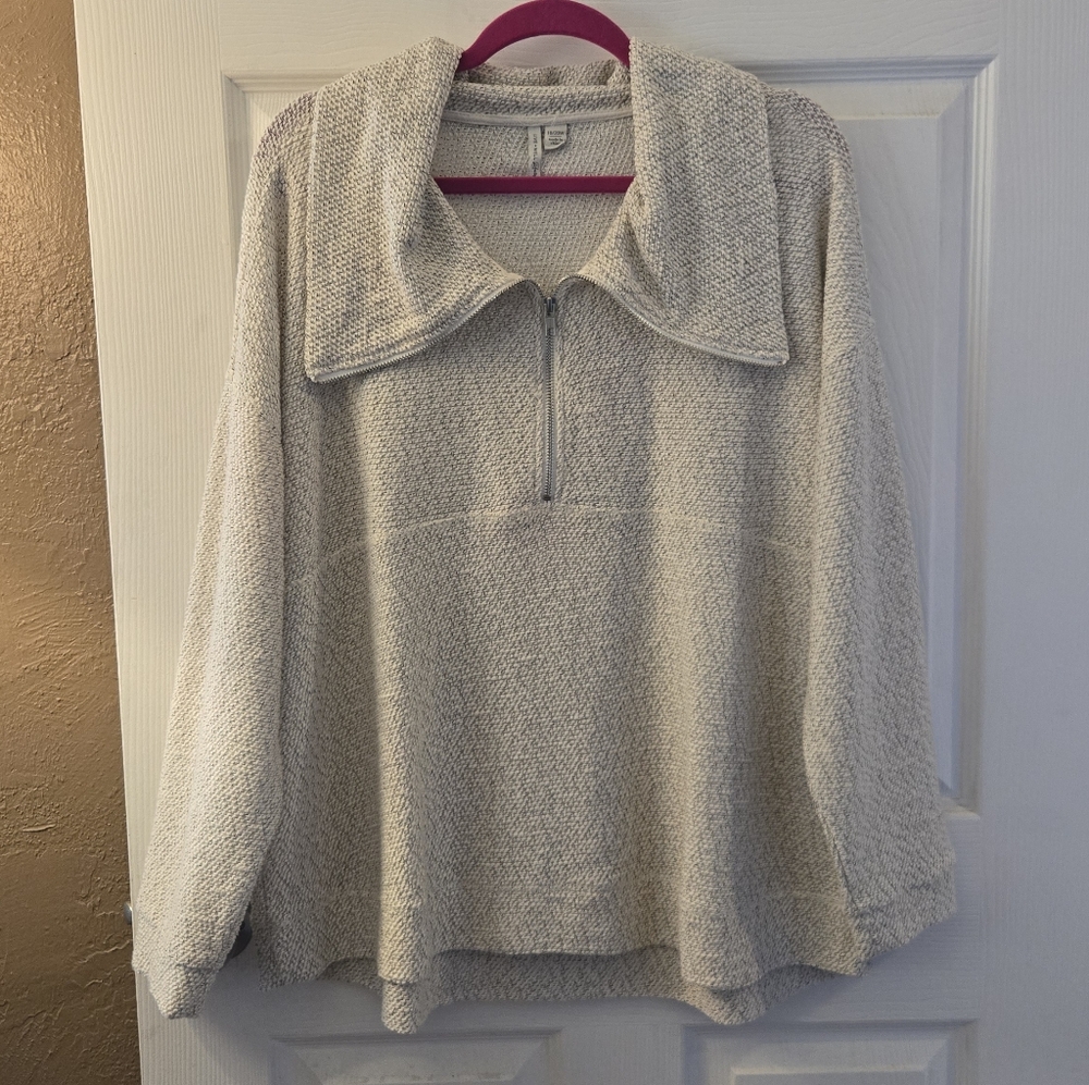 Women's Cozy Cream Pullover Sweatshirt